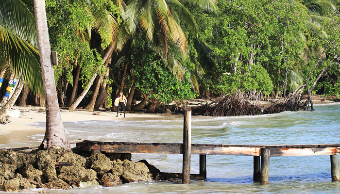 bocas exploration walking