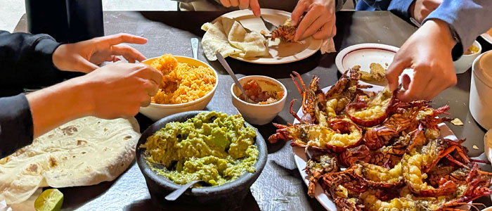 baja weekender lobster night